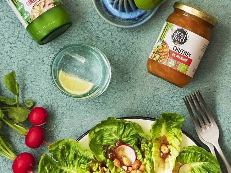 Recette bio de salade sucrine chutney et vinaigrette exotique