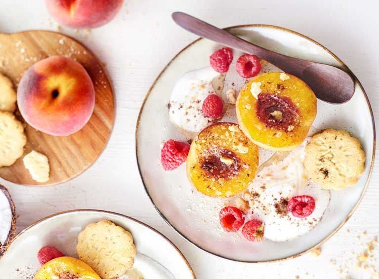 Recette de peches roties et biscuits sans sucres