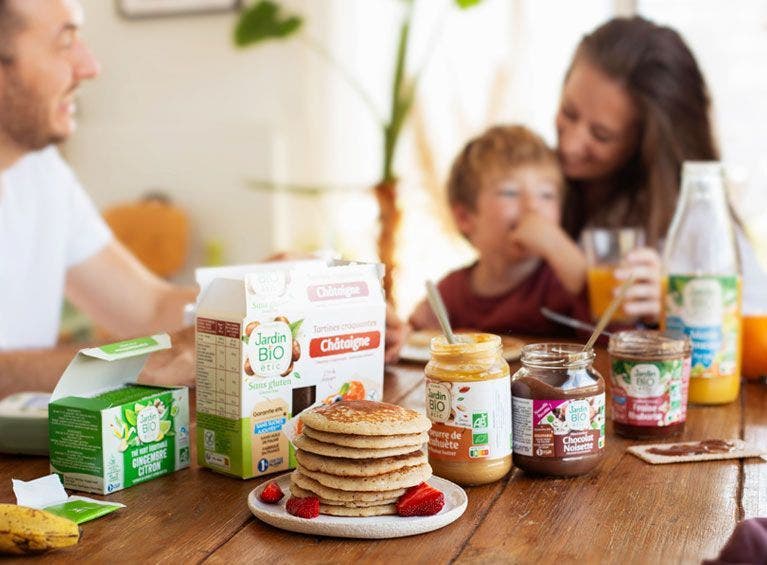 Un petit-déjeuner bio, sain et équilibré 