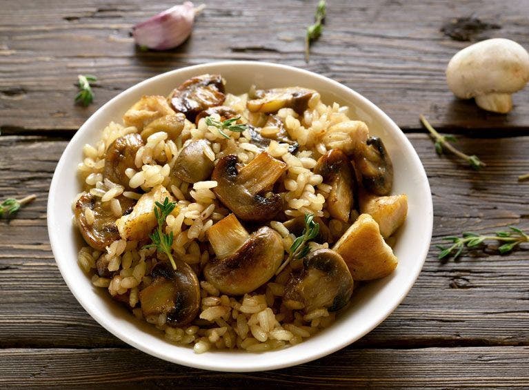 Recette bio de poulet sauce aux champignons 