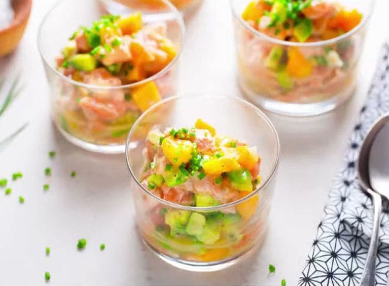 Recette bio de tartare de saumon, citron et lait de coco