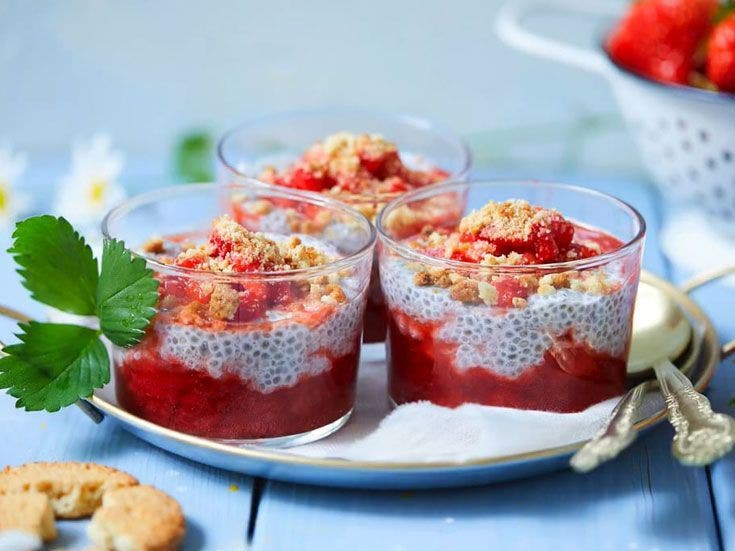 Recette bio de verrines de chia et son pudding aux fraises