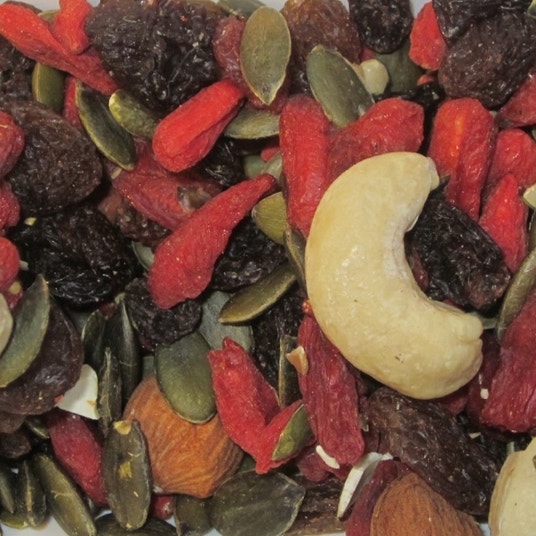 eau thermale jonzac Mélange graines noix et goji - bio