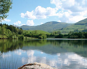 Lac de montagne, eau pure