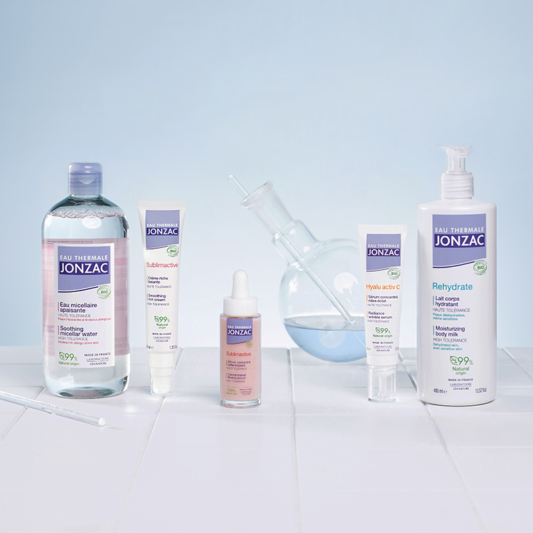 Profitez de -20% avec le code ETJBEAUTE20 sur les gammes Sublimactive, Sublimactive Peaux Matures, Pigment Control, Hyalu C et Rehydrate de Eau Thermale Jonzac. Code ETJBEAUTE20